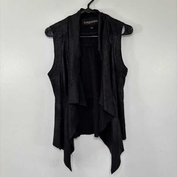 Bagatelle Black Draped Loose Fit Flowy Open Front Vest - Picture 1 of 5